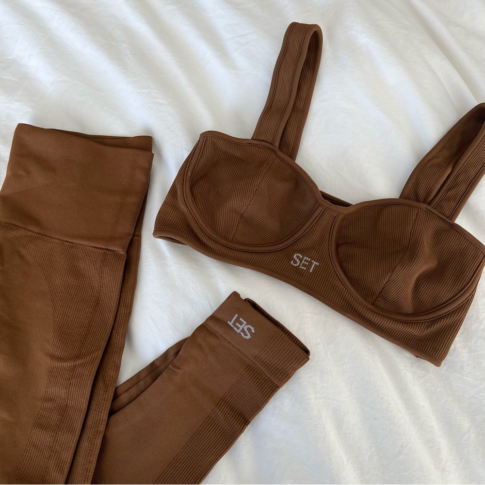 SET Active Scultpflex Contour Bra & Leggings Set